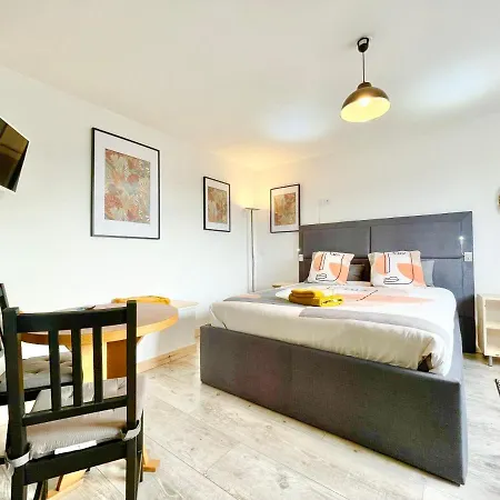Apartment La Perriere - Au Calme - Wifi - Tout Confort
